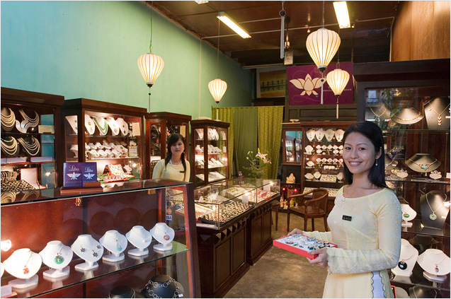 Lotus Jewellery Store in Hoi An