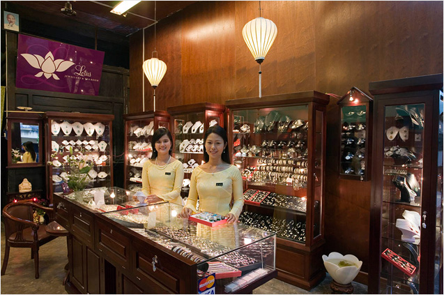 Lotus Jewellery Store in Hoi An